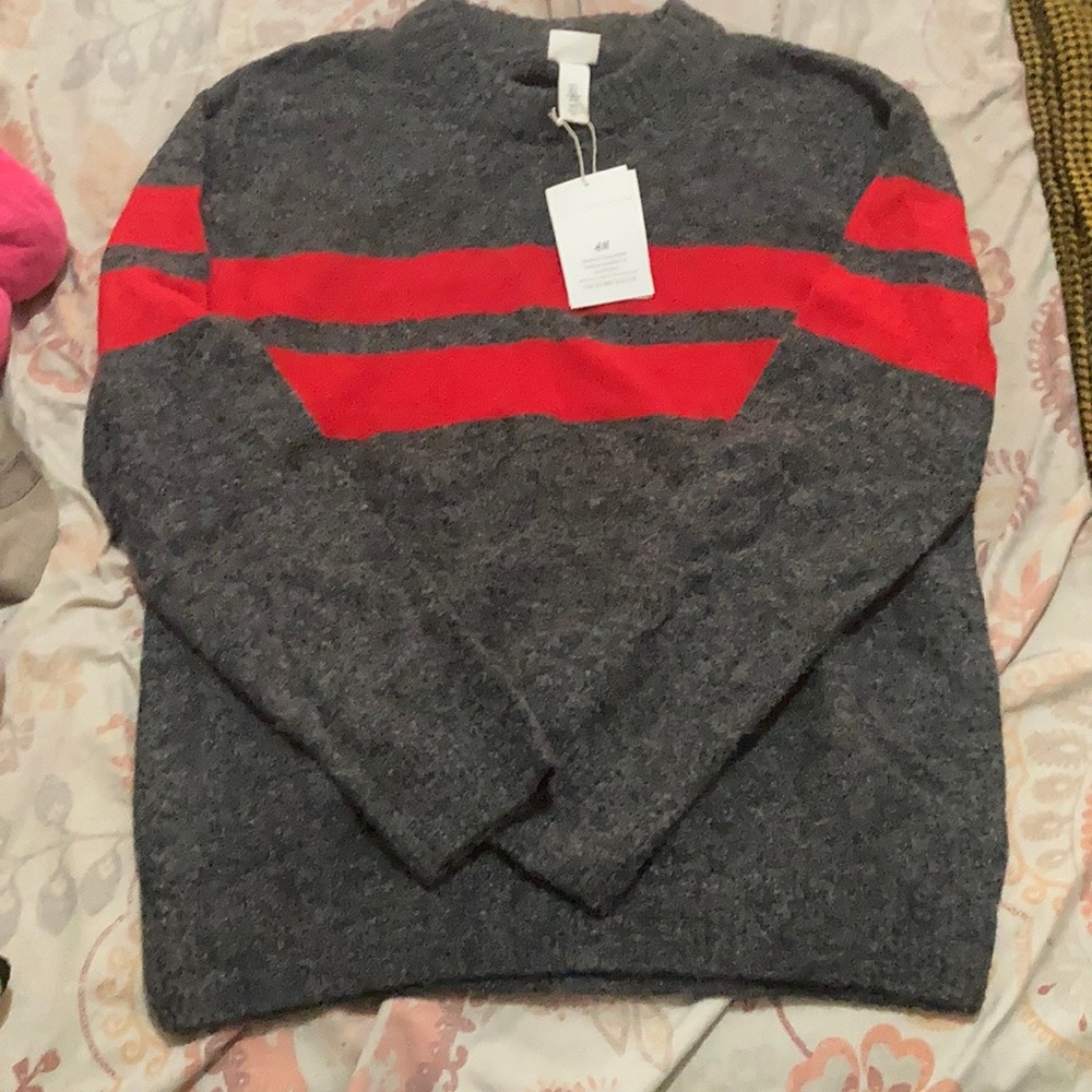 Men’s sweater
